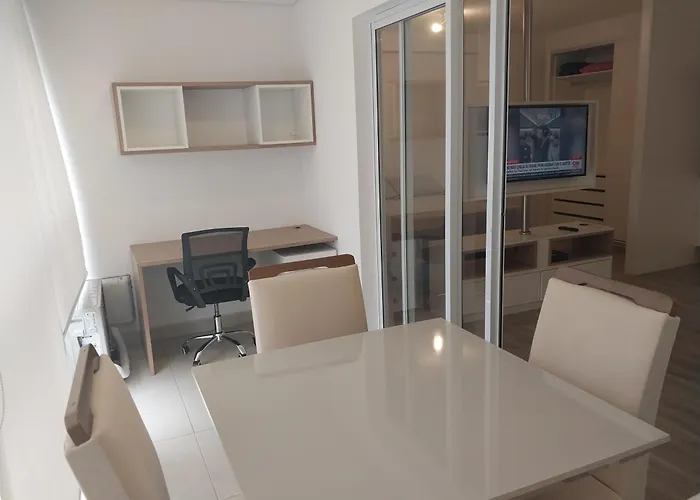Excelente Apartamento Mobiliado No Bosque Em Campinas !!!